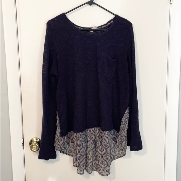 High-low Sweater - Picture 4 of 6